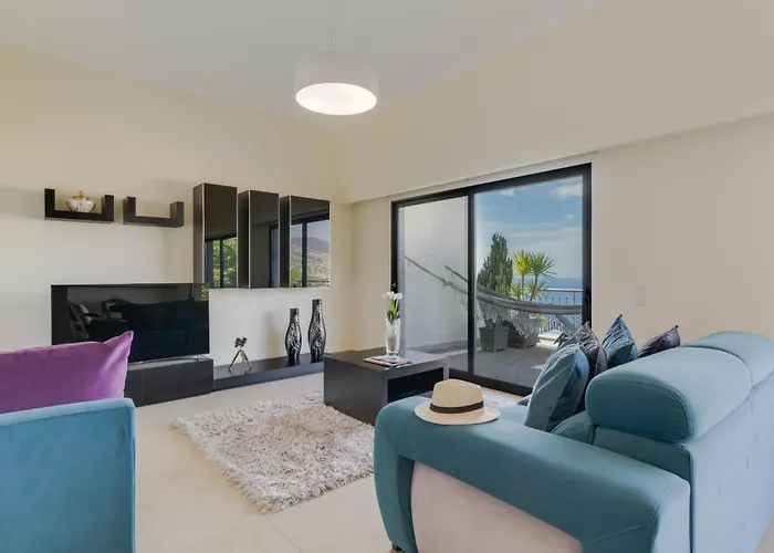 Bay Bliss - Ocean & View By Ah