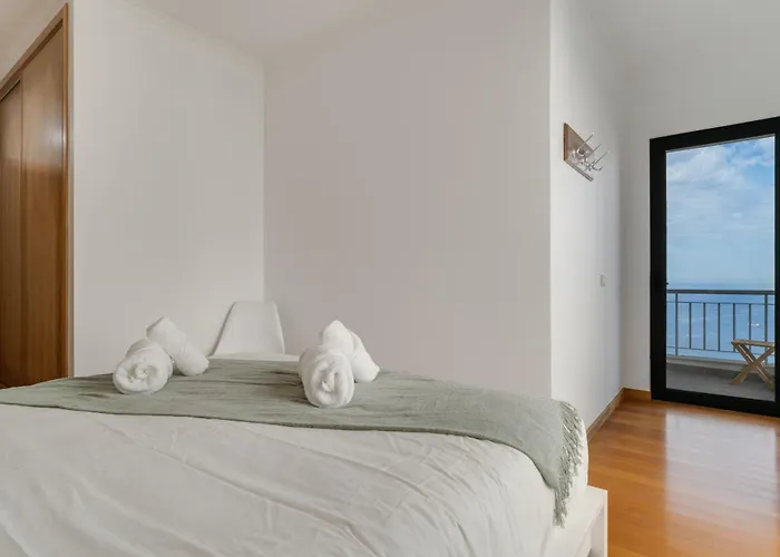 Bay Bliss - Ocean & View By Ah *