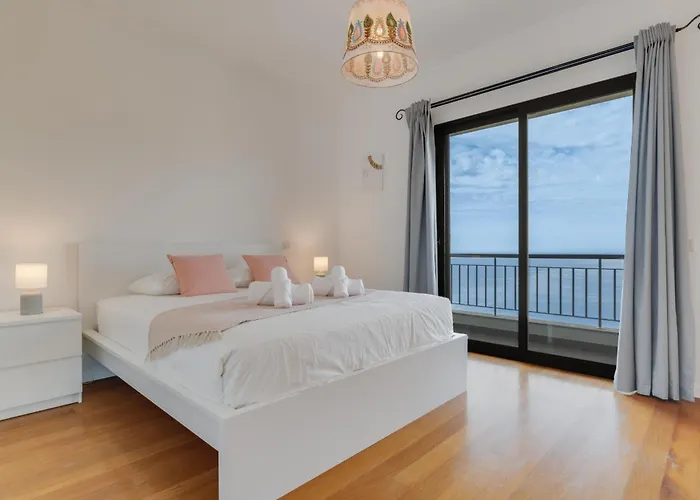 Bay Bliss - Ocean & View By Ah